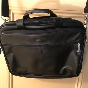Kenneth Cole Reaction leather brief case